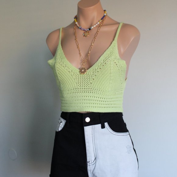 🌞🐚Summer Tings Collection//Neon mint Crochet Crop Top - Picture 4 of 6